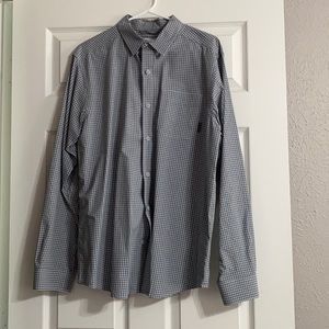 Columbia men’s button down shirt.